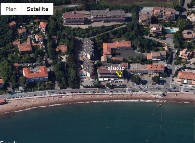 Emplacement Privilegie Pour Ce Bel Appartement Saint-Raphaël Eksteriør billede