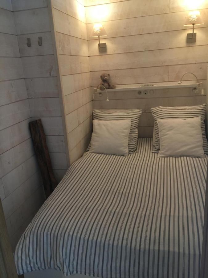 Emplacement Privilegie Pour Ce Bel Appartement Saint-Raphaël Eksteriør billede